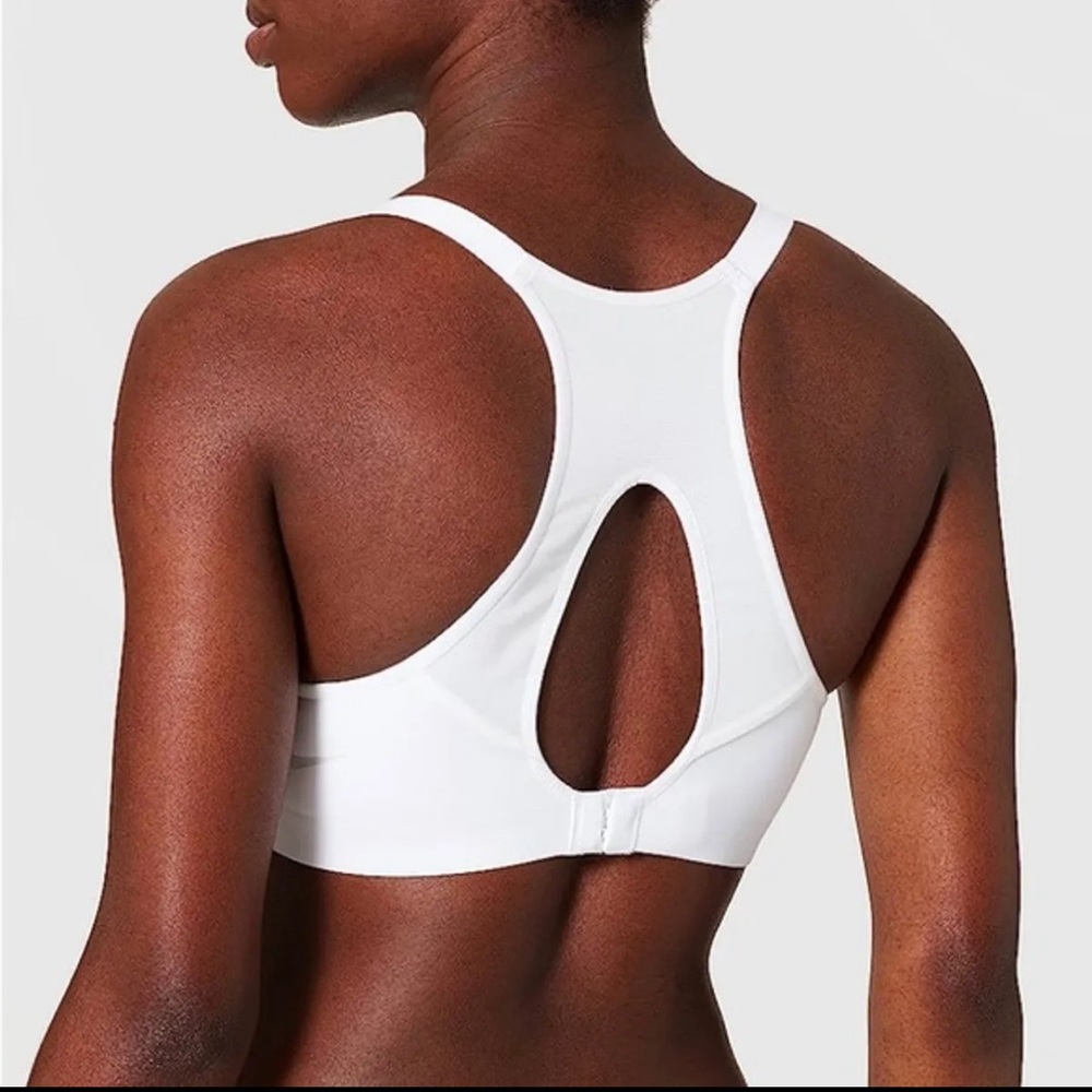Nile sports bra white size 30B like new condition